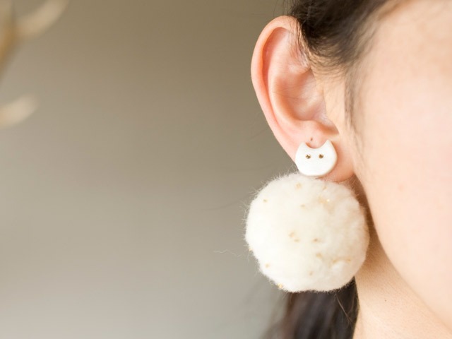 日本飾品推薦 白色貓咪耳環