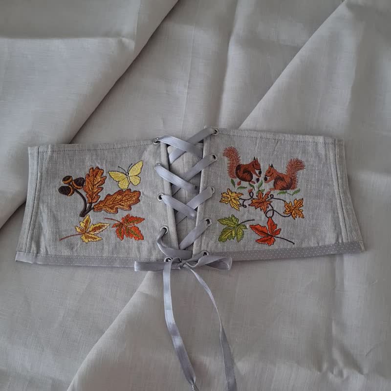 Underbust corset belt for dress lace up, Custom plus size corset embroidered - 腰帶/皮帶 - 亞麻 卡其色