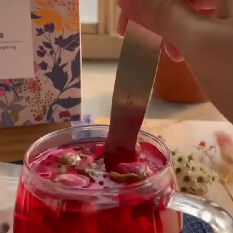 Light | Roselle Rose Hawthorn Tea 7 pieces | Remove oil, appetizer and nourish beauty - Tea - Plants & Flowers Blue