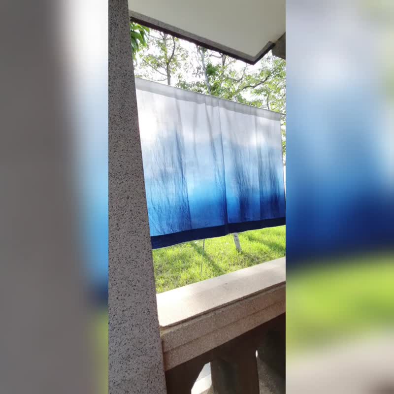 Handmade blue-dyed gradient door curtains and hanging curtains can be customized - ม่านและป้ายประตู - ผ้าฝ้าย/ผ้าลินิน สีน้ำเงิน