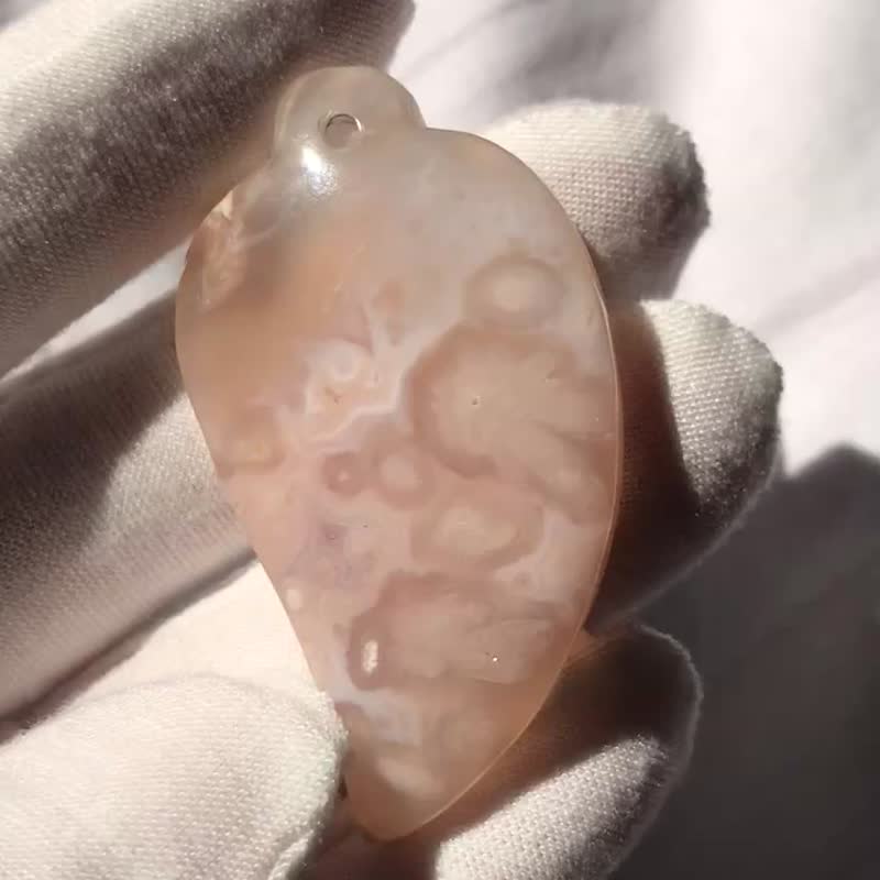 【轉運來】馬達加斯加 櫻花瑪瑙 少有樹葉形  少女粉 兔耳朵花 成 - 項鍊 - 水晶 粉紅色