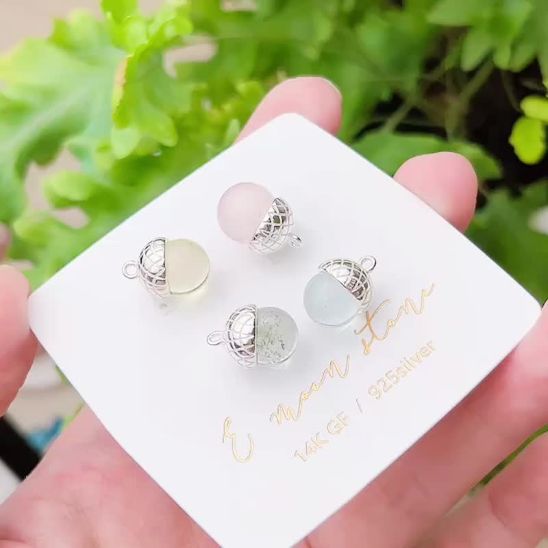 有時候假裝自己是菠蘿麵包的橡實果子 天然多寶石純銀項鍊 - 鎖骨鍊 - 水晶 藍色