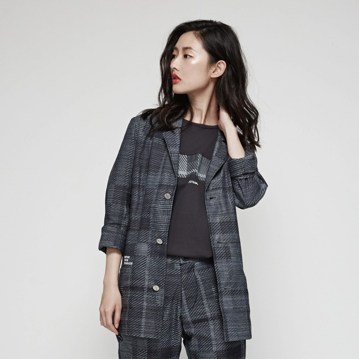 Monotone Plaid Shirt