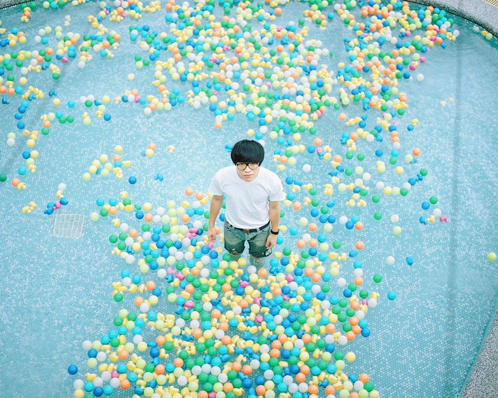 Hideaki Hamada's photography work of Taiwanese singer Crowd Lu