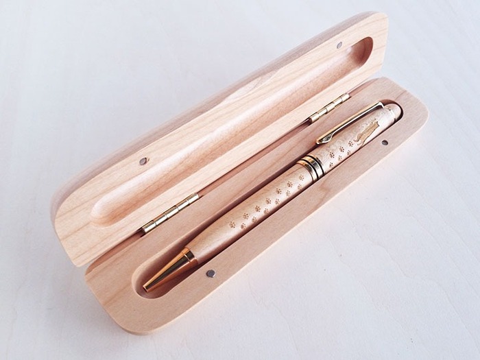 Japanese stationery cat print maple wood pen