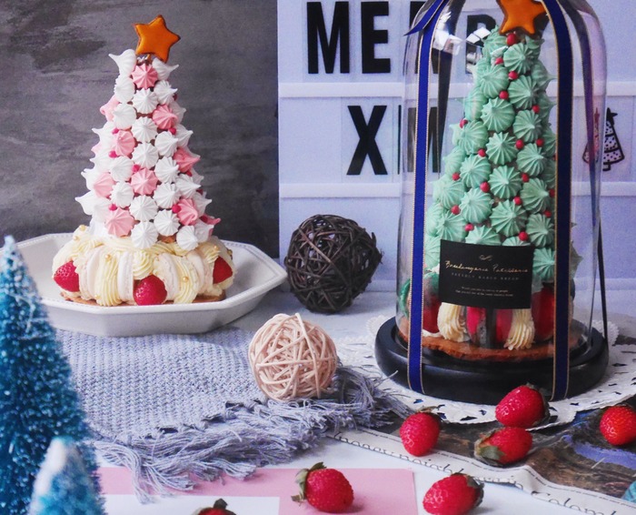 Holiday dessert: Macarons Christmas tree