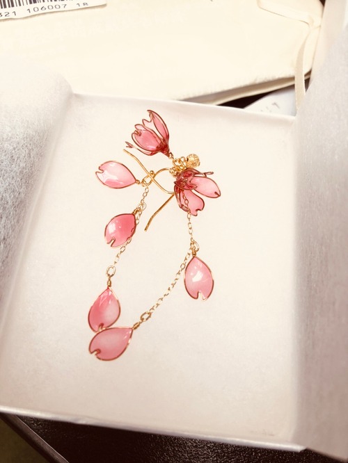 bellflower cherry pierced earrings or clip-on earrings - Shop hina workshop  Earrings & Clip-ons - Pinkoi