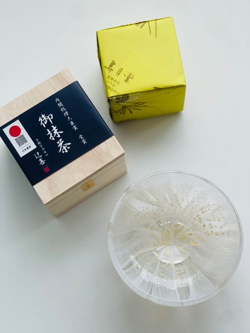 ガラス抹茶碗（抹茶茶碗・玉藻あお）お湯使用可・化粧箱入り - ショップ なかむらガラス 茶碗・ボウル - Pinkoi