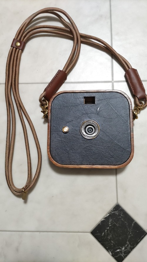 公式】ペーパーシュート Thinkk&Shoot digital camera Leaf 王様の