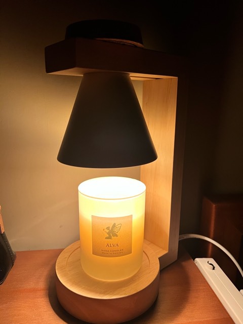 割引を楽しむためのアドオンキャンドル】香りのよいキャンドルウォームライトモダンな無垢材の溶ける蝋ライト調光可能 - ショップ Vana Candles  照明・ランプ - Pinkoi