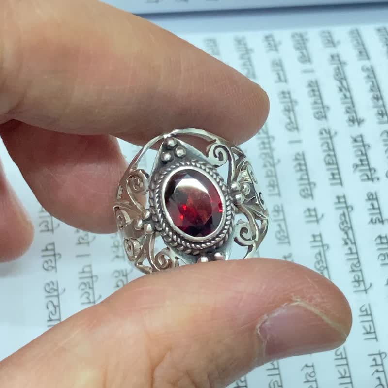 Natural Stone ring made in Nepal 925 sterling silver handmade - แหวนทั่วไป - เครื่องประดับพลอย สีแดง