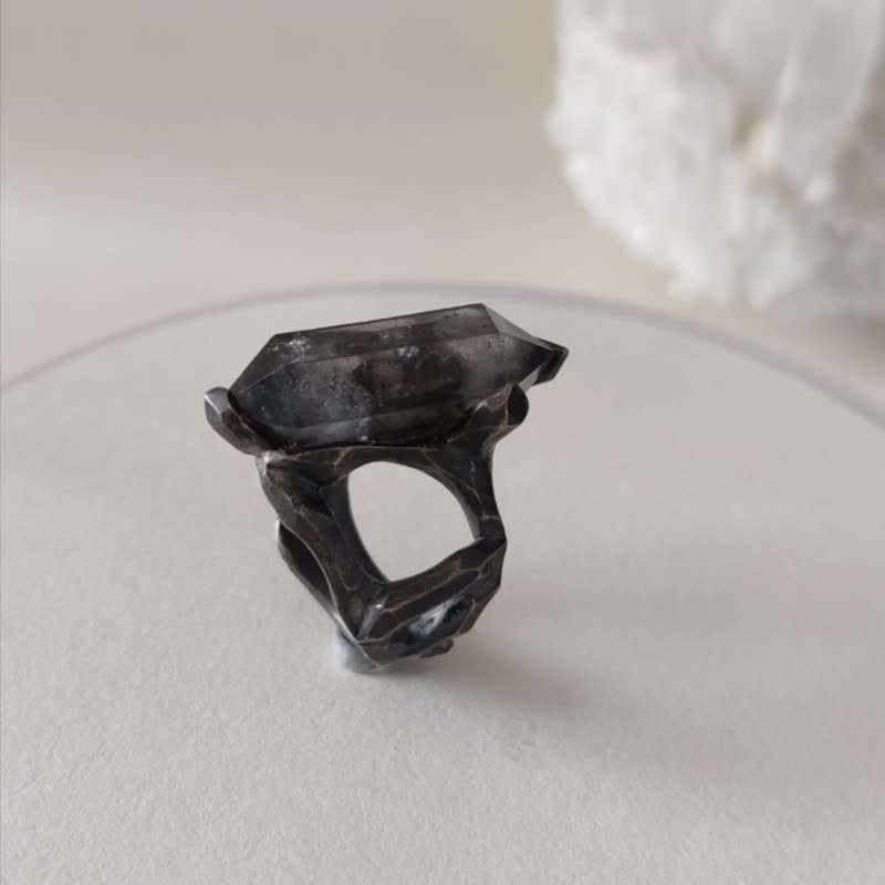 Rough crystal rough stone ore Silver silver distressed open ring - แหวนทั่วไป - เงินแท้ สีดำ