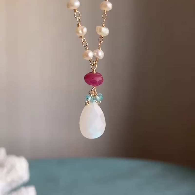 Summer limited 14KGF Moonstone Ruby Necklace - สร้อยคอ - เครื่องเพชรพลอย สีแดง