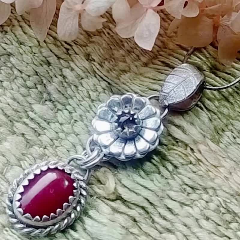 【Captain Flint手作銀飾】紅珊雅韻 AKA 阿卡珊瑚 925純銀吊墜 - 項鍊 - 純銀 紅色