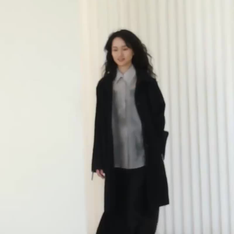 黑色 流金歲月 金屬絲翻領風衣 特種面料混紡復古寬鬆落肩外套 - 女西裝外套 - 棉．麻 黑色