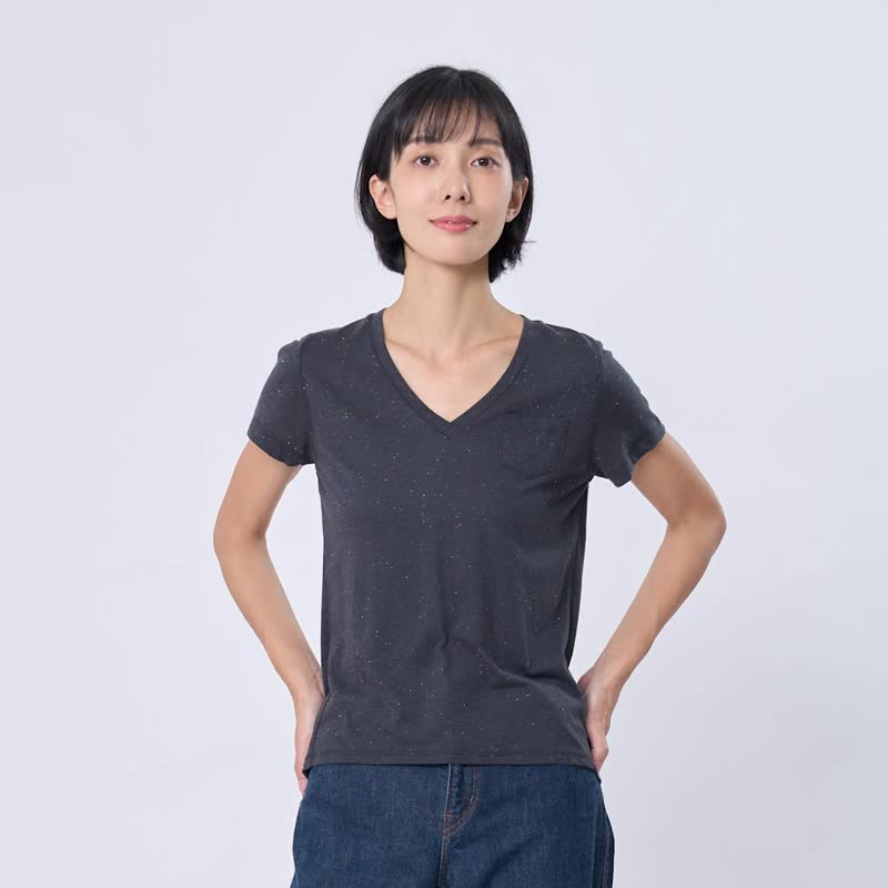 星彩棉V領燕尾口袋T恤上衣 - 女 T 恤 - 棉．麻 黑色