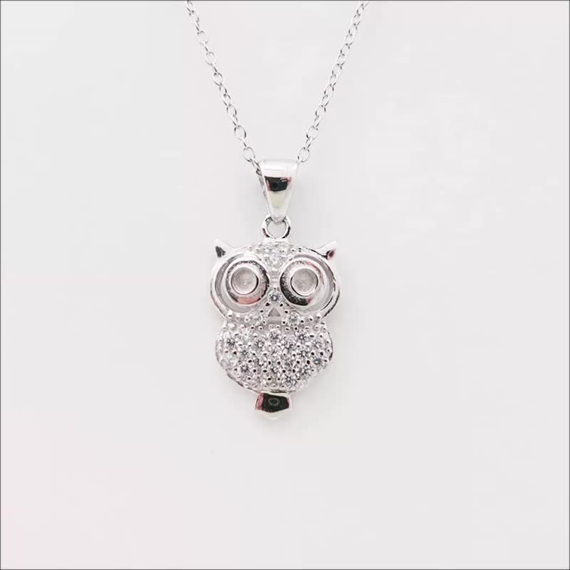 Doe-eyed Owl Clavicle Necklace 925 Silver Inlaid Zircon Pendant Platinum-Clad - Collar Necklaces - Sterling Silver Silver