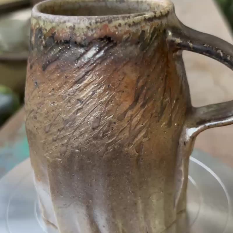 裙擺搖搖 咖啡杯 - 咖啡杯/馬克杯 - 陶 咖啡色