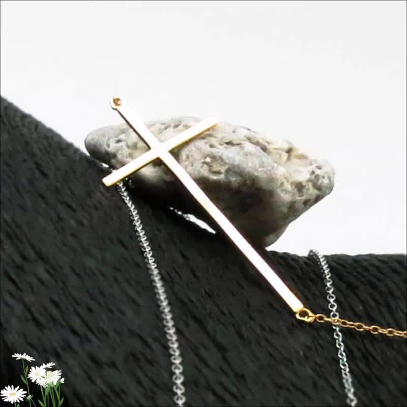 純銀十字架項鍊簡約橫式款 鍍金信仰項鍊 1mm極細鎖骨鍊 可調式鍊 - 鎖骨鍊 - 純銀 金色