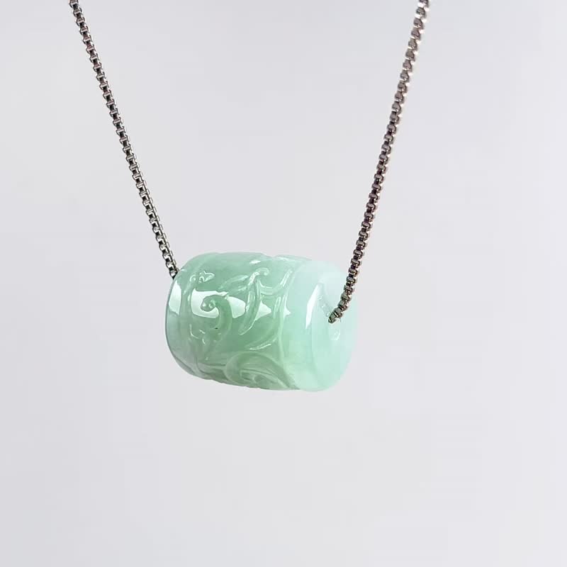 [Everything goes well] Ice-green jade carved Passepartout Necklace | Natural Burmese Jade A-grade - สร้อยคอ - หยก สีเขียว