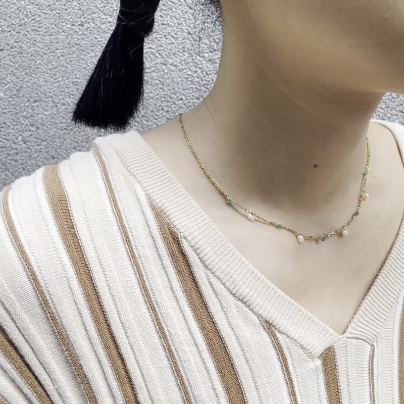 Brilliant natural stone pearl necklace - สร้อยคอ - วัสดุอื่นๆ 