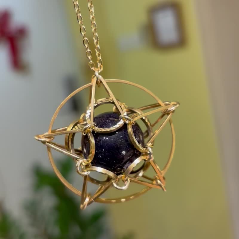 The Star • 藍砂石 星星項鍊 頸鏈 黃銅 紀念日 情人節禮物 - 項鍊 - 其他金屬 金色