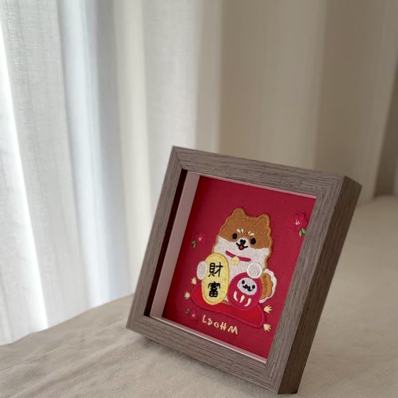 【Freedom of Wealth】Bomei Embroidery Painting|Solid Wood Frame|Blessings Come to the Door - Picture Frames - Cotton & Hemp Red