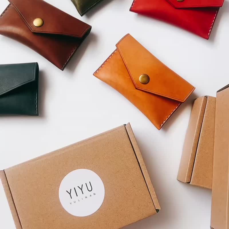 YIYU handmade leather goods cowhide business card holder - ที่เก็บนามบัตร - หนังแท้ สีนำ้ตาล