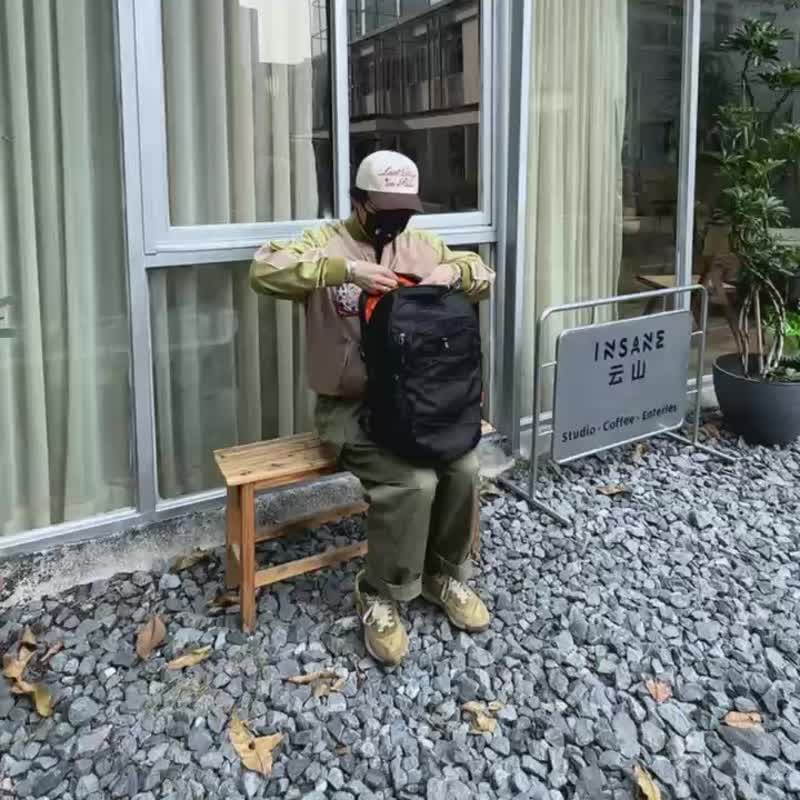 潮流抽繩設計雙肩包自帶可分離16吋筆電收納倉通勤戶外兩用背包 - 後背包/背包/書包 - 尼龍 黑色