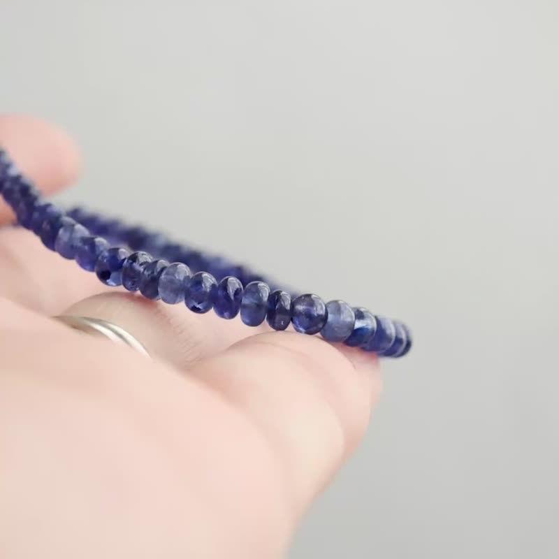 Blue sapphire sapphire bracelet 14kgf - Bracelets - Stone Blue