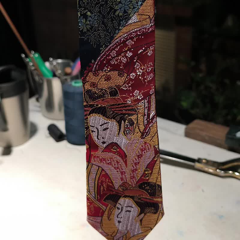 暗夜之舞 仕女 浮世繪  拼貼領帶 - 領帶/領帶夾 - 絲．絹 