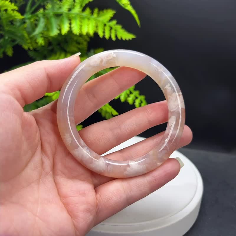 櫻花瑪瑙手鐲 58MM 冰潤起光飄成型花果凍粉玉髓手環 保護平衡 - 手鍊/手環 - 半寶石 