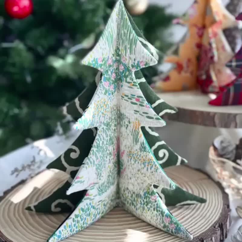 拼布聖誕樹 座枱擺設 - 擺飾/家飾品 - 棉．麻 綠色