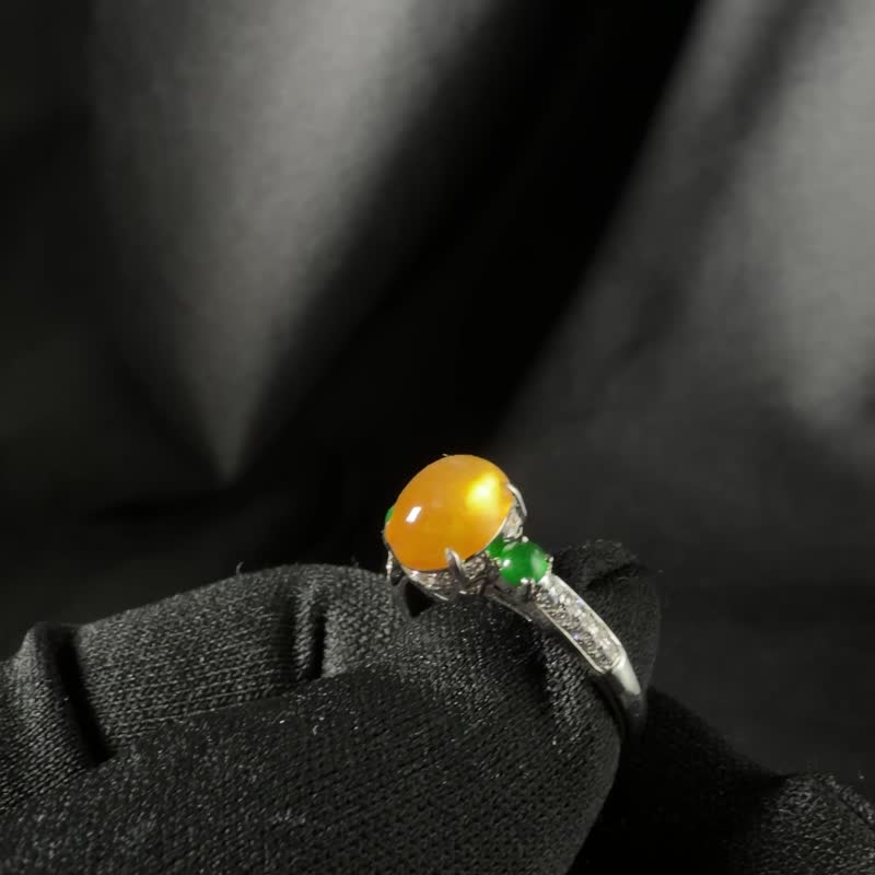 月光 | 放光玻璃種黃翡戒指 18K - 戒指 - 玉石 橘色
