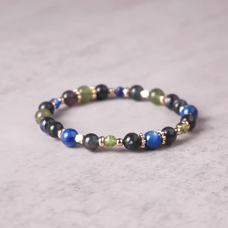 Muse's Quill // Cordierite Kyanite Stone Stone Stone Bracelet // Creative Healing - Bracelets - Crystal Blue