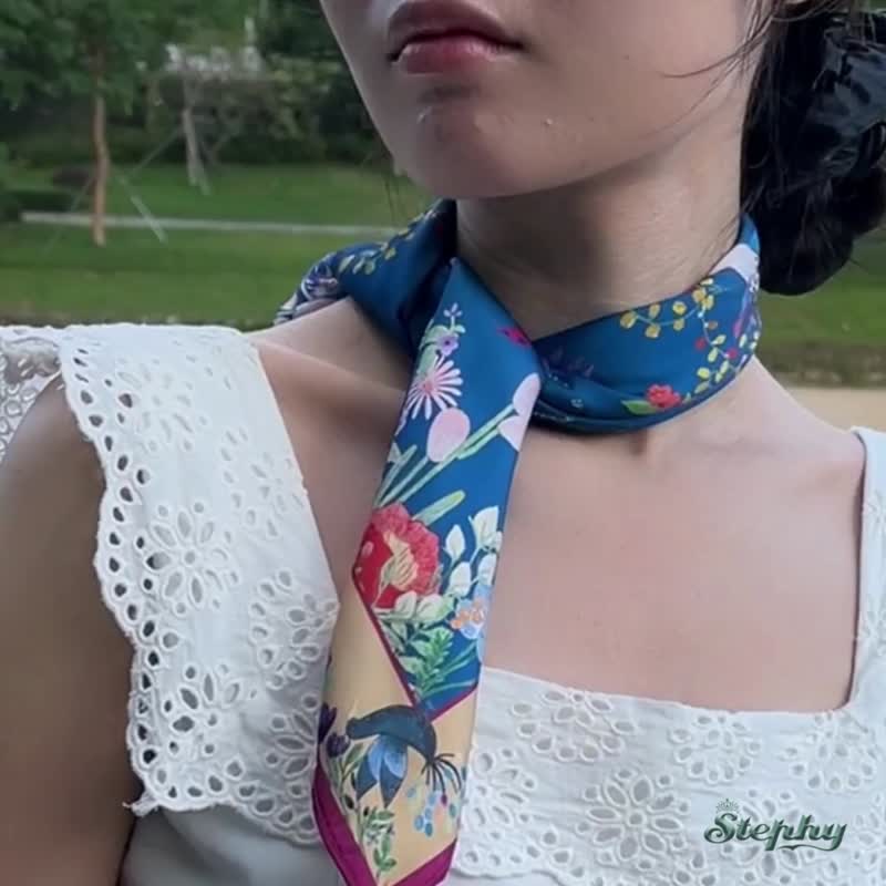 【精美禮盒】春語藍底花絲巾連絲巾扣雅緻禮物套裝 | 客製 - 絲巾 - 其他材質 