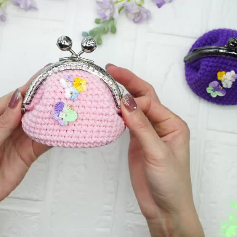 Crocheted clip bag - กระเป๋าใส่เหรียญ - ผ้าฝ้าย/ผ้าลินิน สีเหลือง