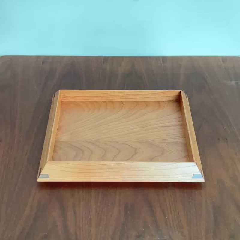 Taisho beautiful log tray tea tray handmade by craftsmen North American black walnut 952NT - Shelves & Baskets - Wood Brown