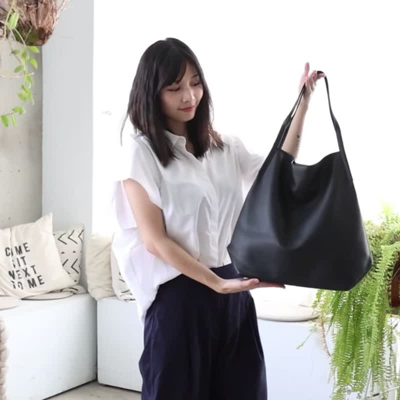 DTB New Tote bag//leather bag/shoulder bag/handbag - กระเป๋าแมสเซนเจอร์ - หนังแท้ สีดำ