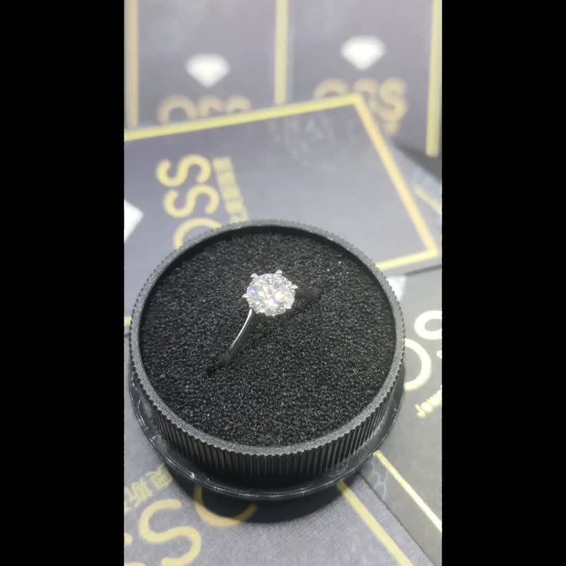 莫桑石 莫桑鑽 50分1克拉扭臂女鑽戒 台北門市 客製化訂製白金 - 戒指 - 其他材質 