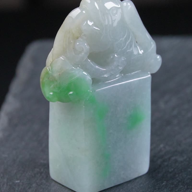 【如魚得水】飄陽綠翡翠鯉魚印章 | 天然緬甸玉翡翠A貨 | 送禮 - 印章/印台 - 玉石 多色