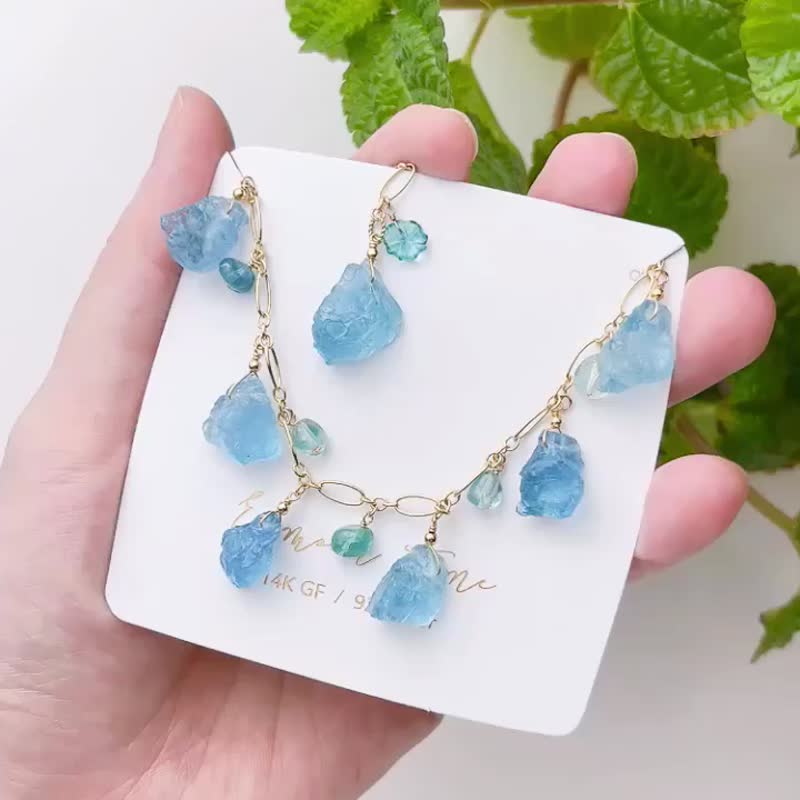 蔚藍海洋 原石海藍寶碧璽手鍊 - 手鍊/手環 - 水晶 藍色