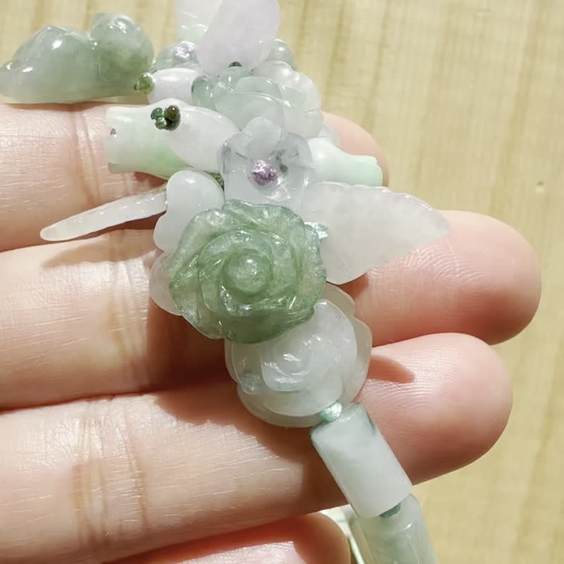 手工編織翡翠手鍊 — 葉影下的小貓 - 手鍊/手環 - 玉石 綠色