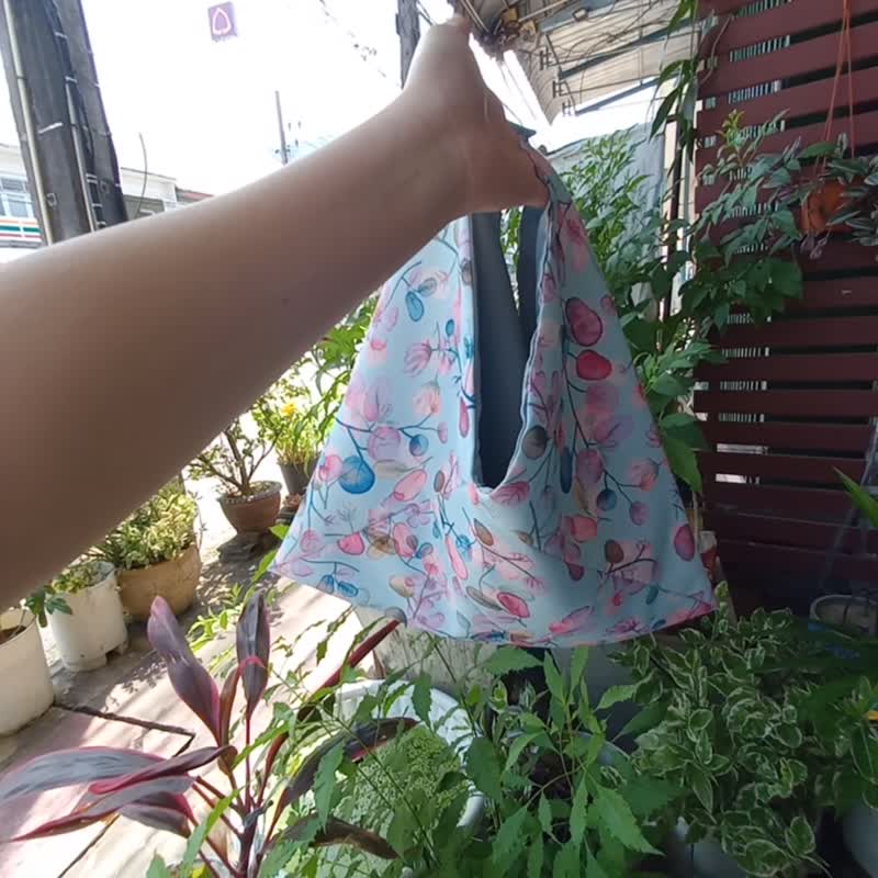 Envelope style shoulder bag. Buy 1 and get 2. Both sides can be used. - 手提包/手提袋 - 棉．麻 多色
