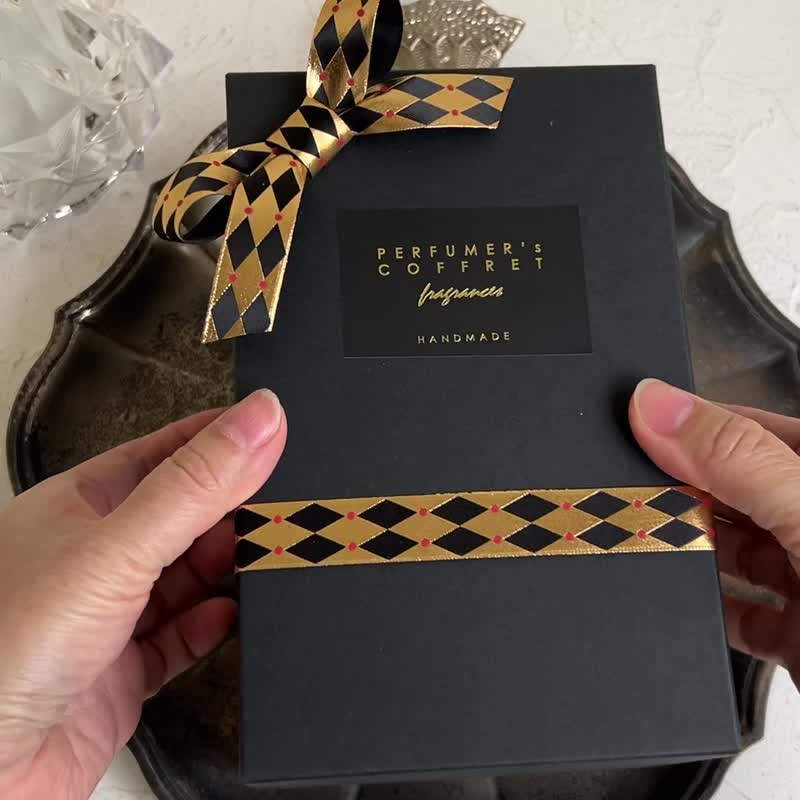 Black gold gift box - lavender diffuser set (cypress wood block x lavender spray x lavender bouquet) - น้ำหอม - น้ำมันหอม ขาว