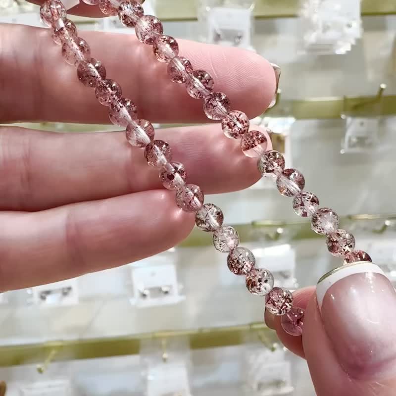 天然高透體彼岸花紅超七金草莓4.5mm5.53g水晶手鍊貴人運桃花 - 手鍊/手環 - 水晶 紅色
