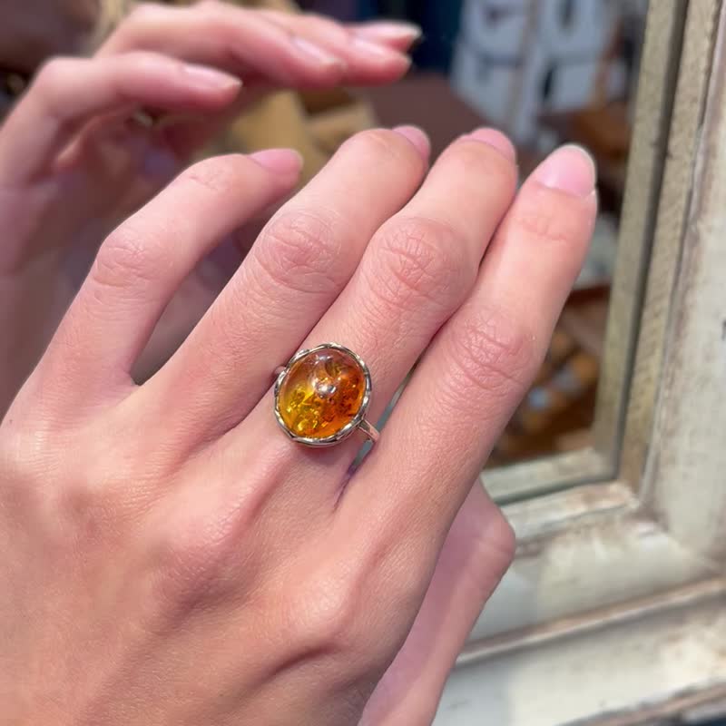 Xiyingyao 925 Silver amber ring live natural stone ethnic style hippie men and women - แหวนทั่วไป - เงินแท้ สีเงิน