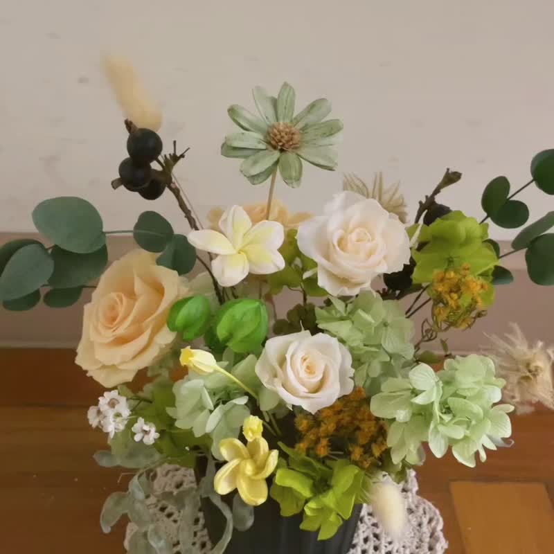 Spring Bud Green Everlasting Table Flowers-Eternal Flower Gifts/Opening Flower Gifts/Housewarming Flower Gifts/Promotion Flower Gifts/Home Decoration - ของวางตกแต่ง - พืช/ดอกไม้ หลากหลายสี