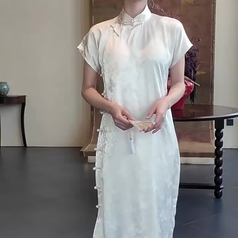 若夢 杏白色 新中式提花改良旗袍  復古改良新娘敬酒服婚禮禮服 - 旗袍/改良式旗袍 - 聚酯纖維 白色