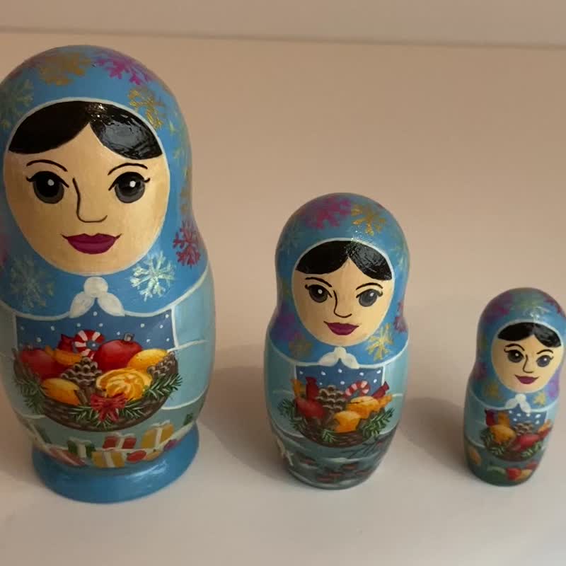 Matryoshka Winter nesting doll, wooden home decor, Christmas art, new year, blue - 擺飾/家飾品 - 木頭 藍色
